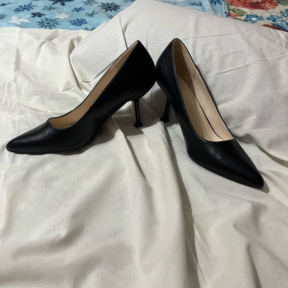 Halston Heritage Black Pointed Pump with Slim Heel
